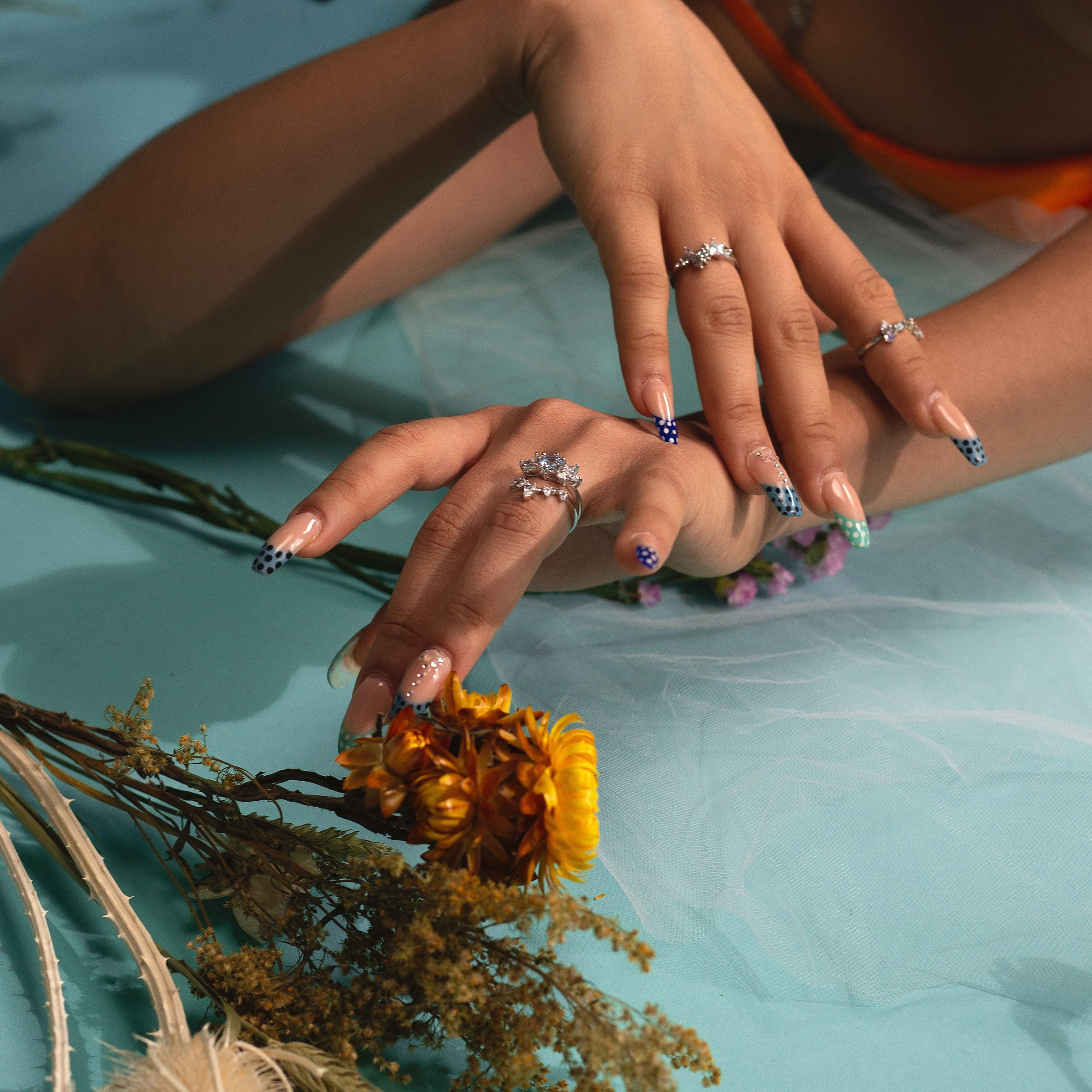 women in jewelry new years