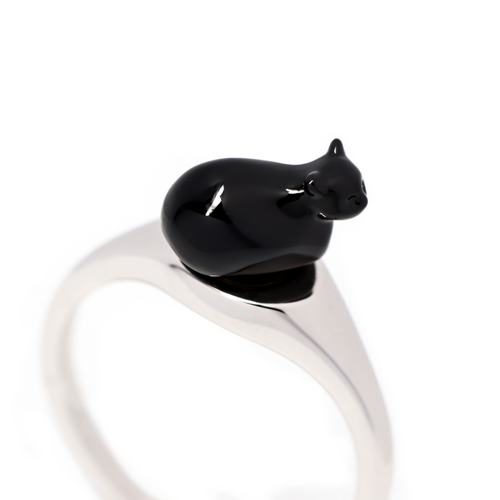 PREORDER: OIIA Ring